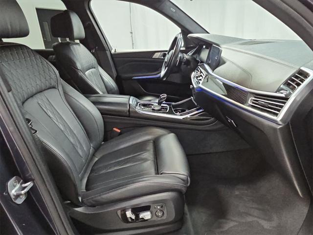 Photo of 2019 Arctic Gray Metallic BMW X7