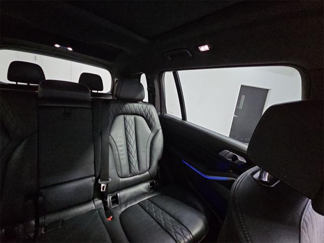 Photo of 2019 Arctic Gray Metallic BMW X7