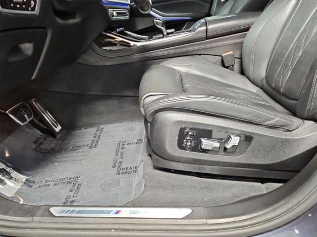 Photo of 2019 Arctic Gray Metallic BMW X7