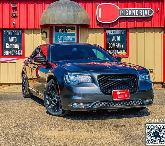 2019 Chrysler 300