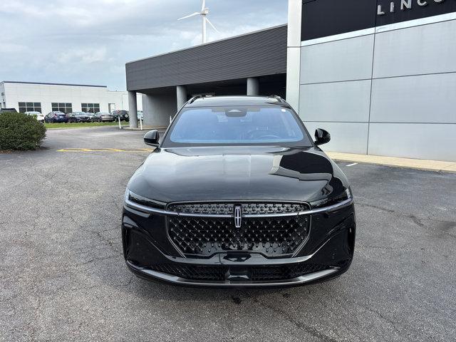 Photo of 2025 Infinite Black Metallic Clearcoat Lincoln Nautilus