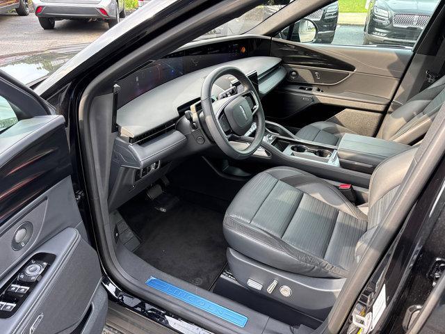 Photo of 2025 Infinite Black Metallic Clearcoat Lincoln Nautilus