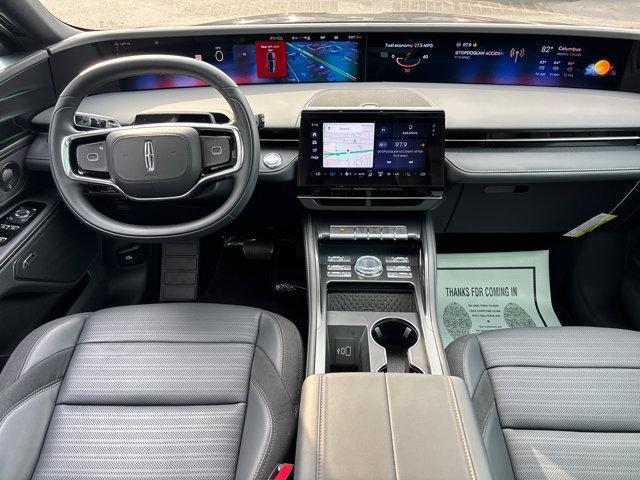 Photo of 2025 Infinite Black Metallic Clearcoat Lincoln Nautilus