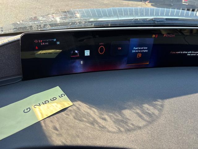 Photo of 2025 Infinite Black Metallic Clearcoat Lincoln Navigator
