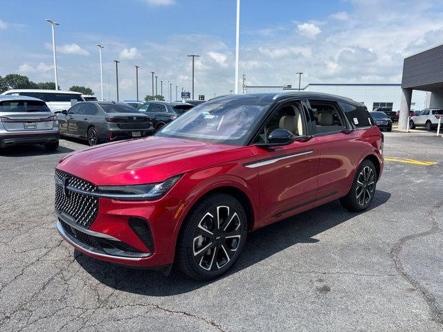 Photo of 2025 Red Carpet Metallic Tinted Clearcoat Lincoln Nautilus