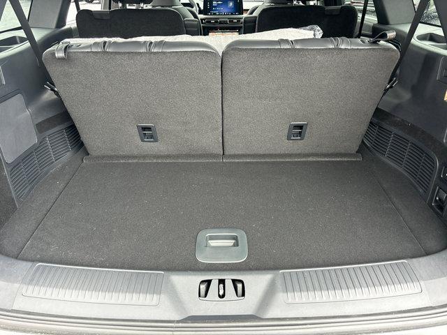 Photo of 2025 Asher Gray Metallic Clearcoat Lincoln Aviator
