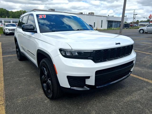 Photo of 2021 Bright White Clearcoat Jeep Grand Cherokee L