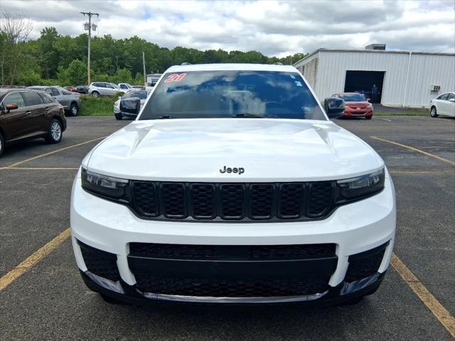 Photo of 2021 Bright White Clearcoat Jeep Grand Cherokee L