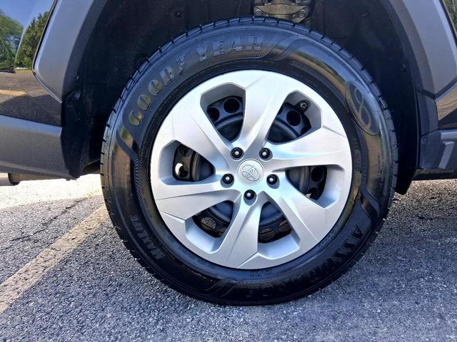 Photo of 2022 Midnight Black Metallic Toyota RAV4