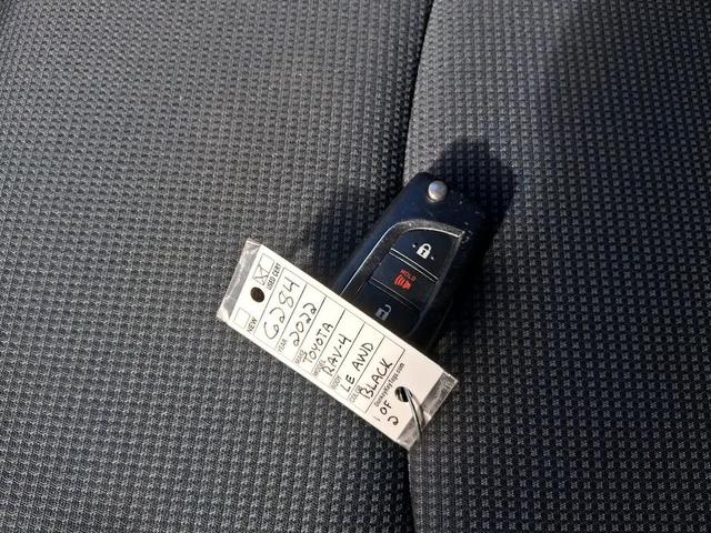 Photo of 2022 Midnight Black Metallic Toyota RAV4