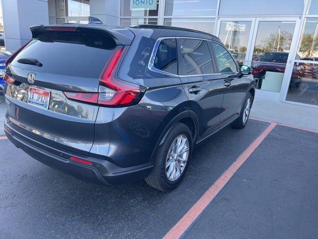 Photo of 2023 Silver Honda CR-V