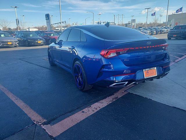 Photo of 2021 Sapphire Blue Kia K5