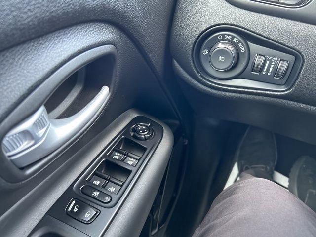Photo of 2023 Slate Blue Pearlcoat Jeep Renegade