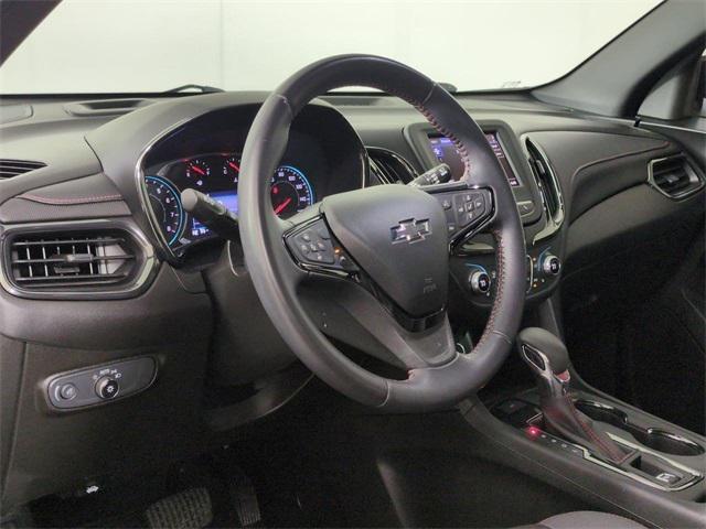Photo of 2022 Mosaic Black Metallic Chevrolet Equinox
