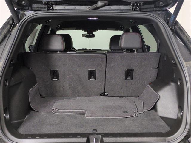 Photo of 2022 Mosaic Black Metallic Chevrolet Equinox