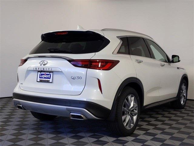 Photo of 2022 Majestic White INFINITI QX50