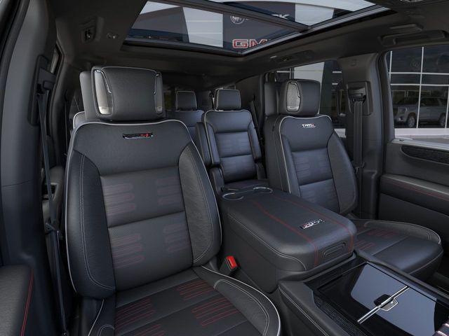 Photo of 2025 Summit White GMC Yukon