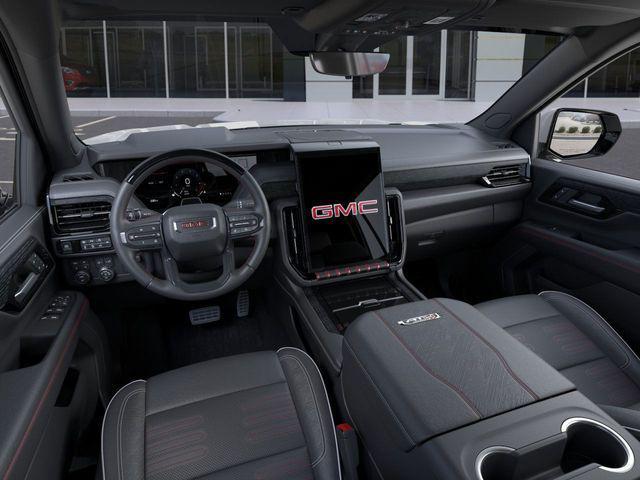 Photo of 2025 Summit White GMC Yukon