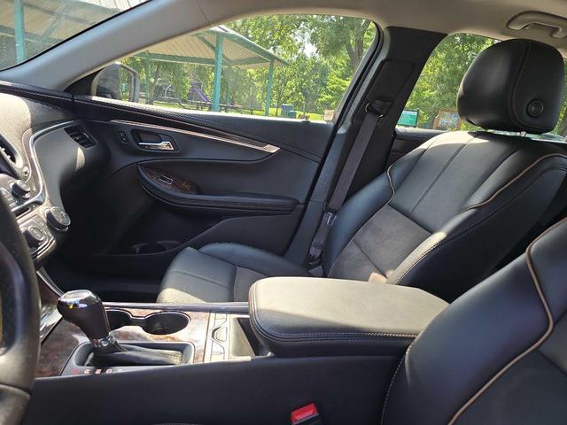 Photo of 2015 Ashen Gray Metallic Chevrolet Impala