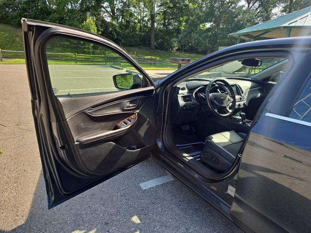 Photo of 2015 Ashen Gray Metallic Chevrolet Impala