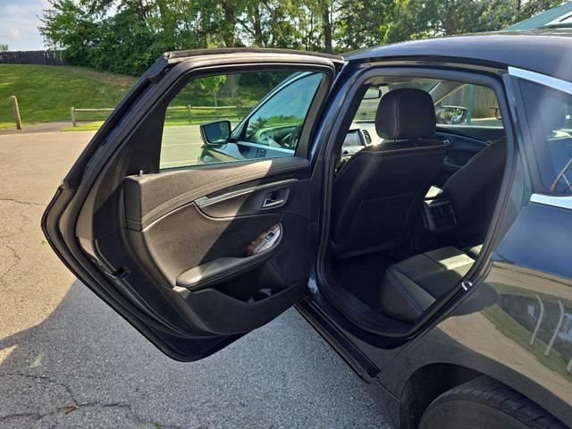 Photo of 2015 Ashen Gray Metallic Chevrolet Impala