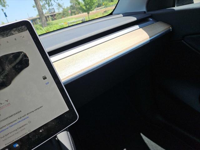 Photo of 2021 Solid Black Tesla Model Y