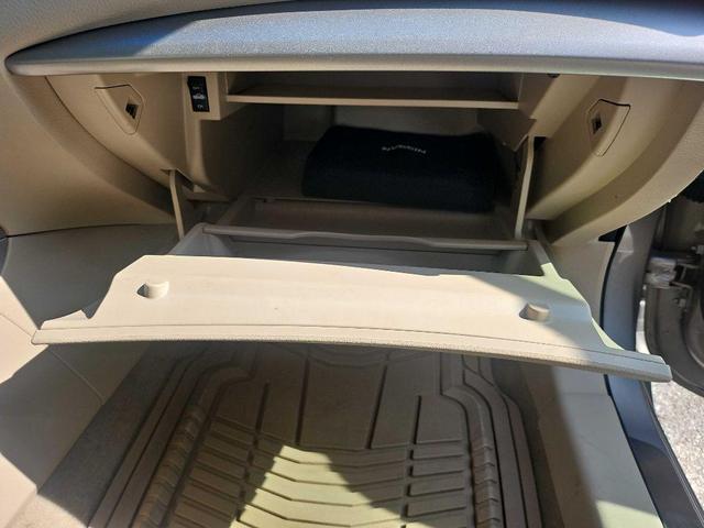 Photo of 2014 TAN Nissan Altima