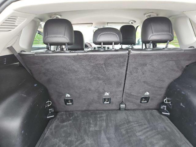 Photo of 2018 GRAY Jeep Compass