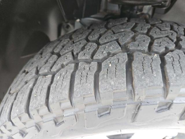 Photo of 2018 GRAY Jeep Compass