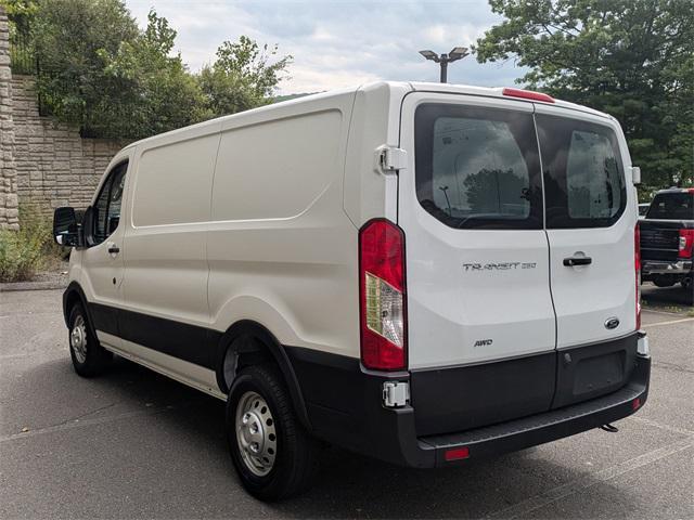 Photo of 2023 Oxford White Ford Transit-250