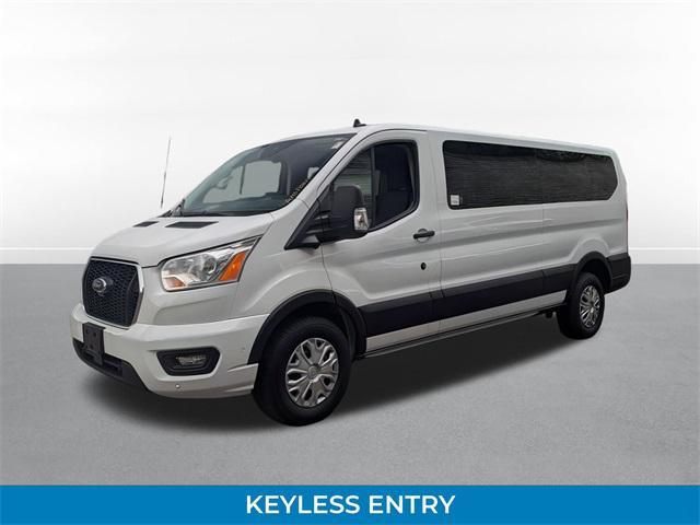Photo of 2022 Oxford White Ford Transit-350