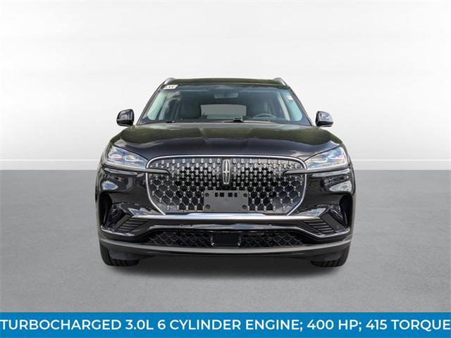 Photo of 2025 Infinite Black Metallic Clearcoat Lincoln Aviator