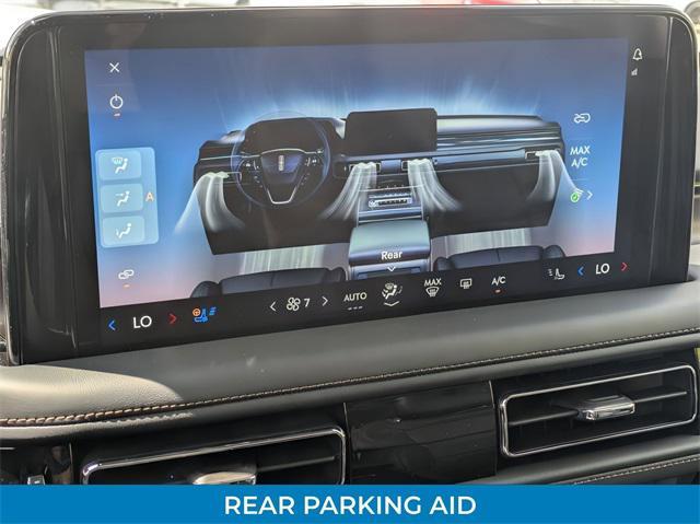 Photo of 2025 Infinite Black Metallic Clearcoat Lincoln Aviator