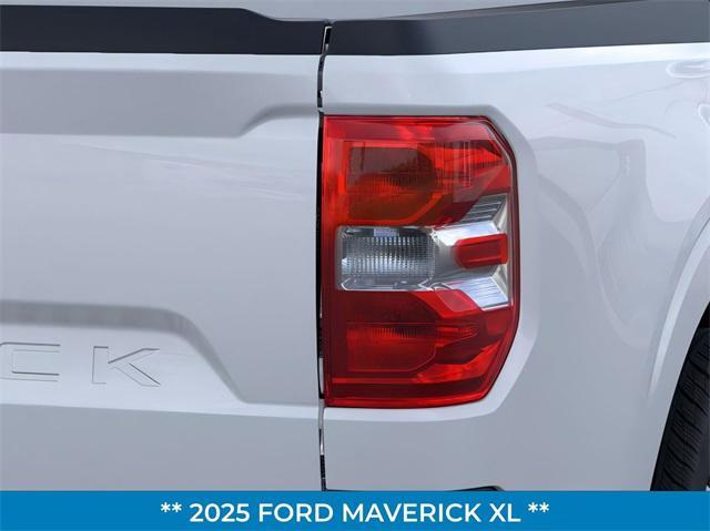 Photo of 2025 Space White Metallic Ford Maverick