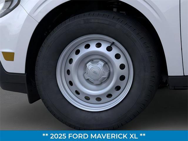 Photo of 2025 Space White Metallic Ford Maverick