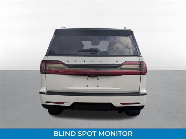 Photo of 2021 Pristine White Lincoln Navigator