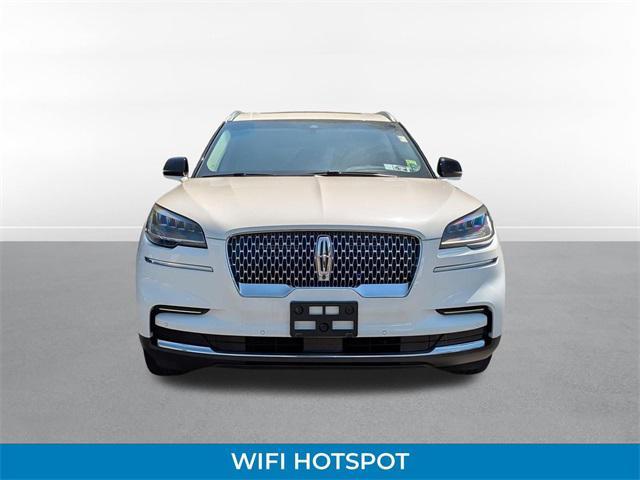 Photo of 2022 Pristine White Metallic Tri-Coat Lincoln Aviator