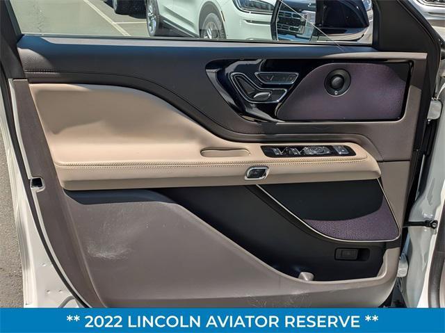 Photo of 2022 Pristine White Metallic Tri-Coat Lincoln Aviator