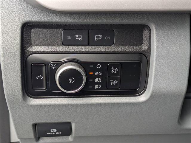 Photo of 2023 Agate Black Metallic Ford F-350