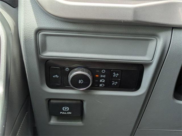 Photo of 2023 Oxford White Ford F-150