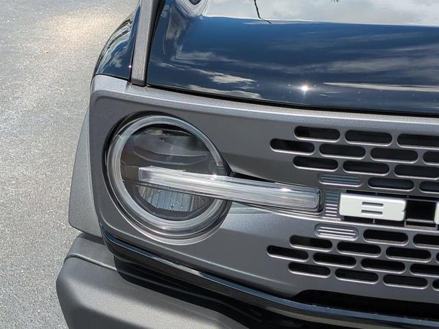 Photo of 2025 Shadow Black Ford Bronco