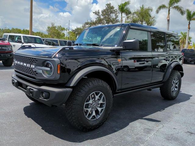 Photo of 2025 Shadow Black Ford Bronco