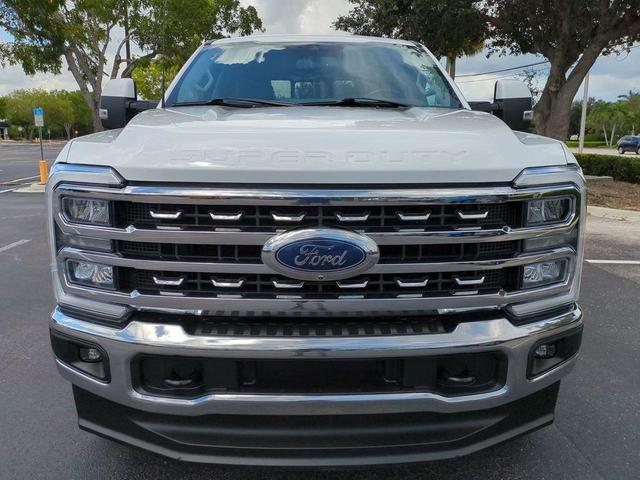 Photo of 2023 Oxford White Ford F-350