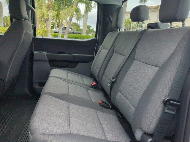 Photo of 2025 Oxford White Ford F-350