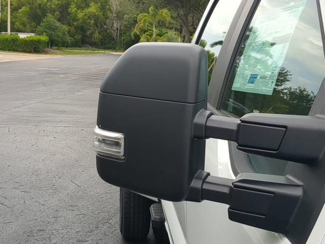 Photo of 2025 Oxford White Ford F-350
