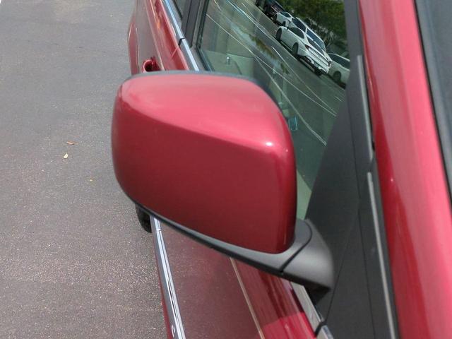 Photo of 2012 Deep Cherry Red Crystal Pearlcoat Chrysler Town & Country