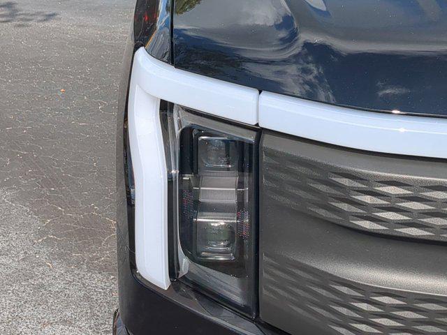 Photo of 2025 Agate Black Metallic Ford F-150 Lightning