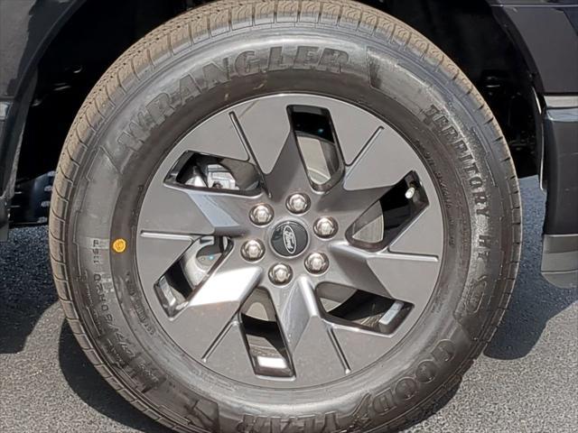 Photo of 2023 Agate Black Metallic Ford F-150 Lightning