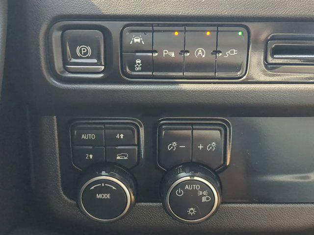 Photo of 2021 Summit White Chevrolet Tahoe