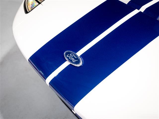 Photo of 2005 Centennial White Clearcoat Ford GT